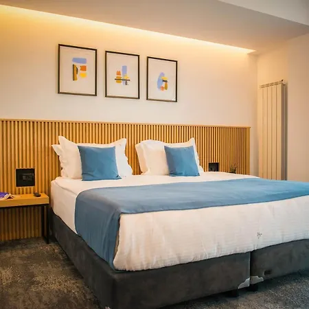 Vigo ホテル 3*