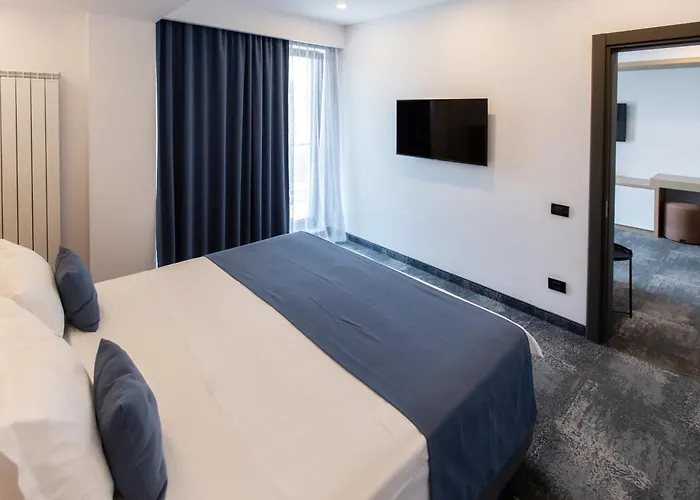 Vigo 3* إيفوري نورد